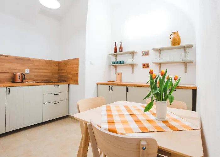 Downtown Apartment *